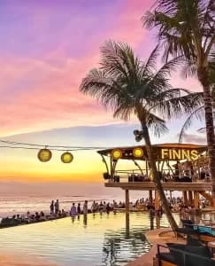 Finn's Beach Club